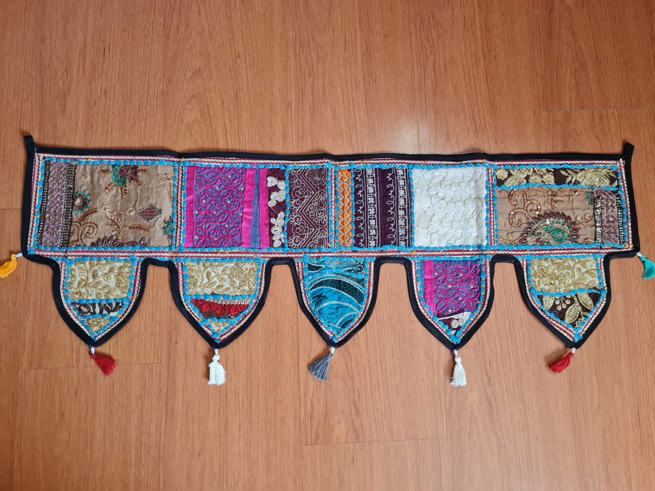 Indiano Toran/Mantovana Per Porte E Fineste - Patchwork Ricamato Giallo 35x95 Cm - Vintage Floreale - 3